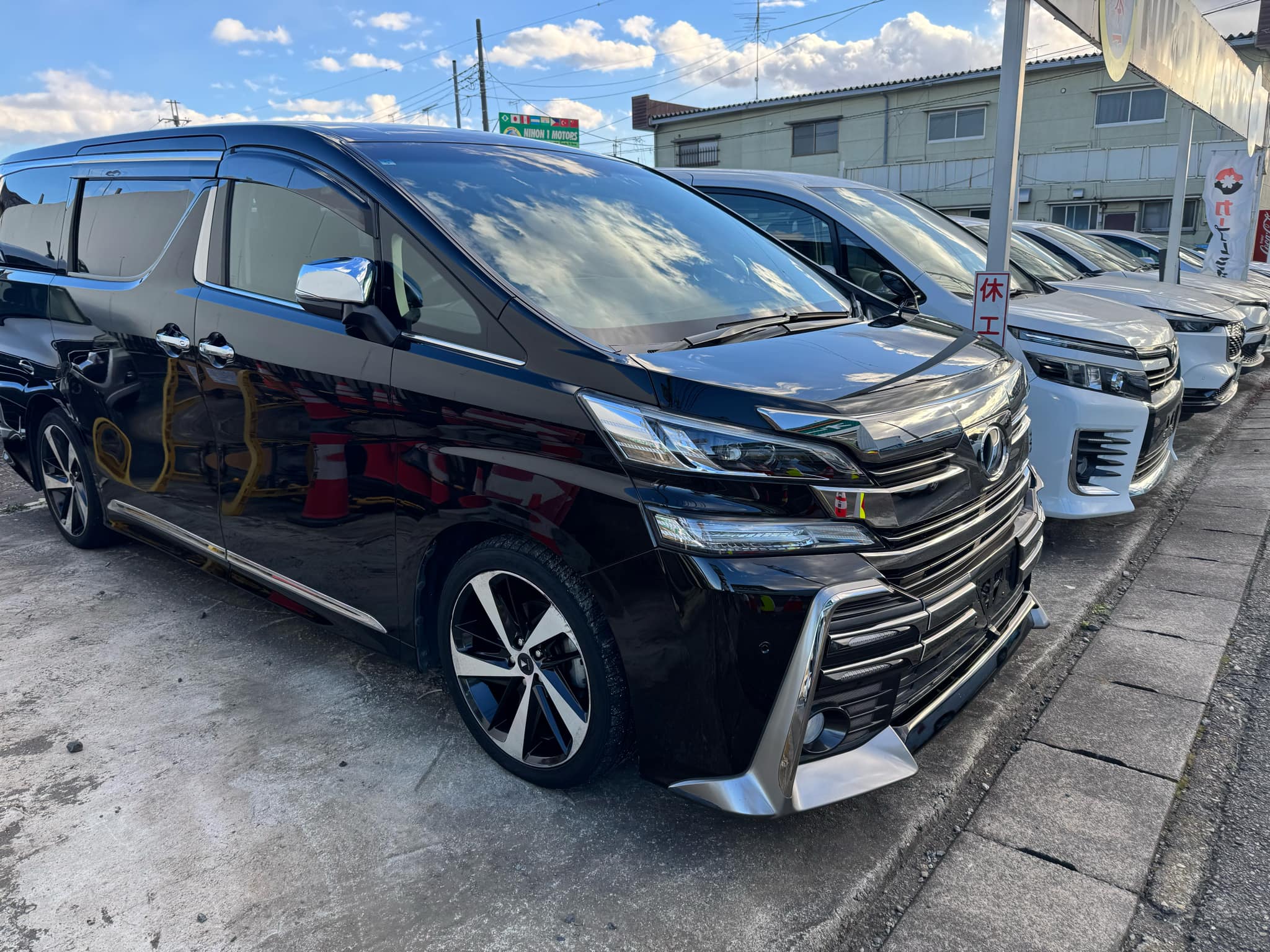 VELLFIRE 2.5 Z - ANO H.27